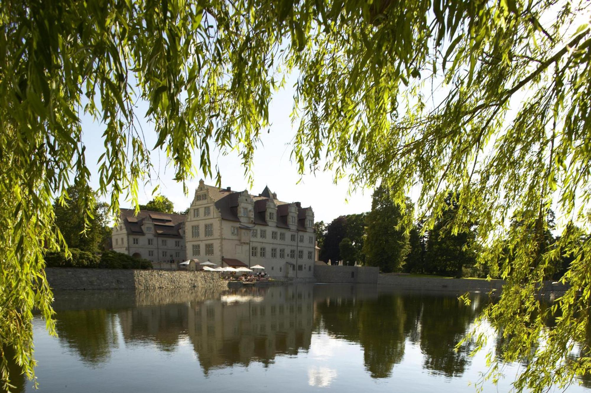 Schlosshotel Muenchhausen Aerzen المظهر الخارجي الصورة