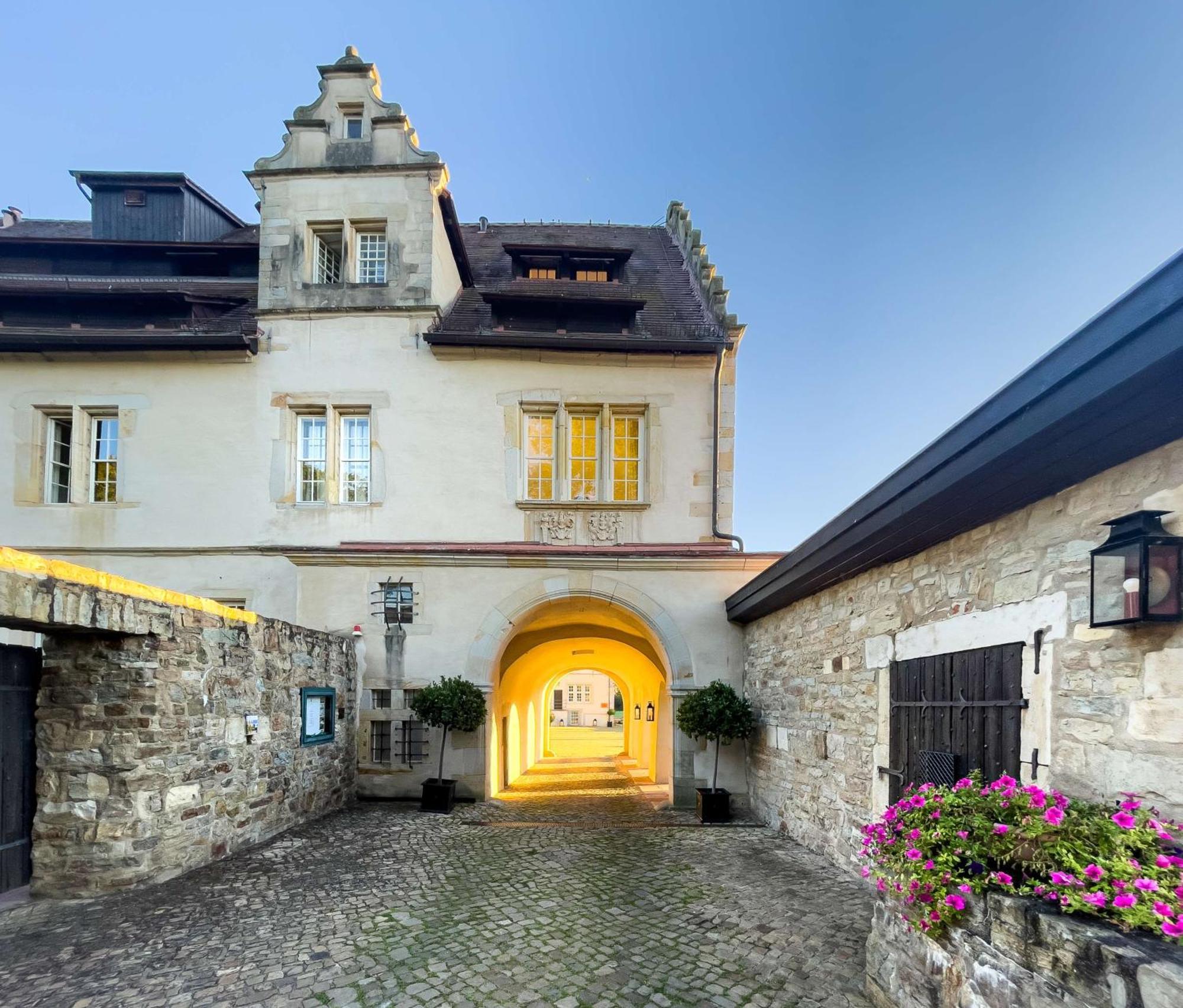 Schlosshotel Muenchhausen Aerzen المظهر الخارجي الصورة